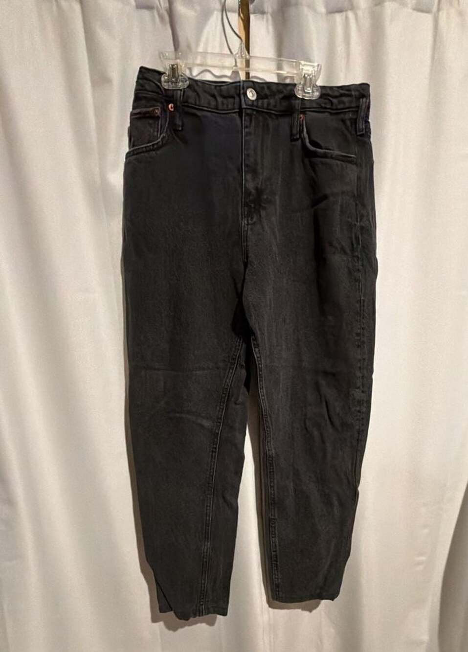 Zara Black Denim High Rise Mom Jeans